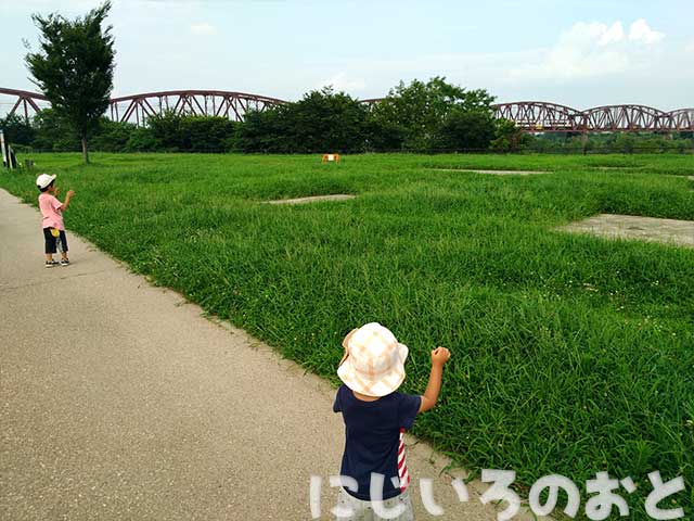 電車好きにオススメ！公園で遊びながら電車を眺めるお出かけスポット「笠松みなと公園（岐阜県）」